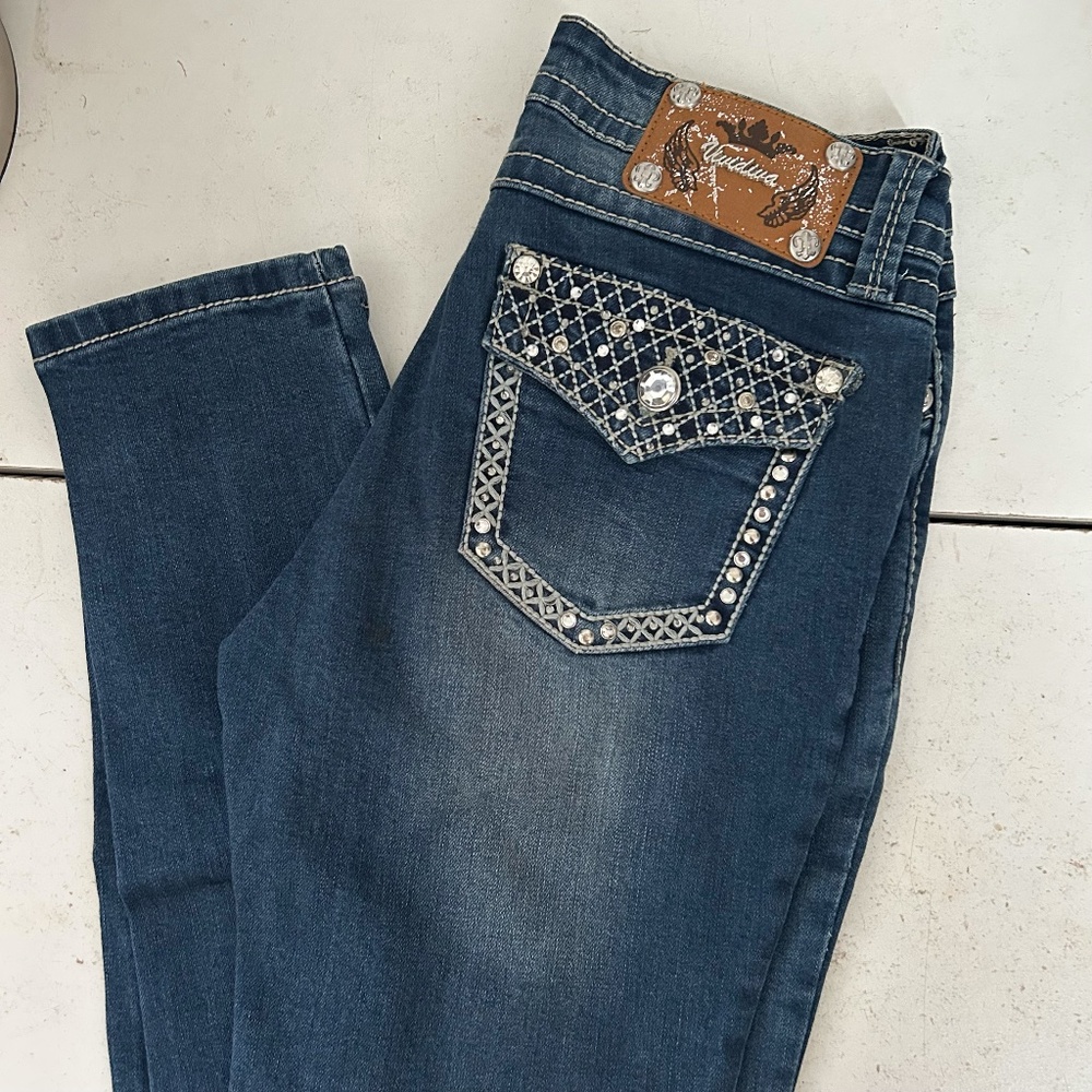 NEW _Skinny Jeans 2/26 with Rhinestones No rips